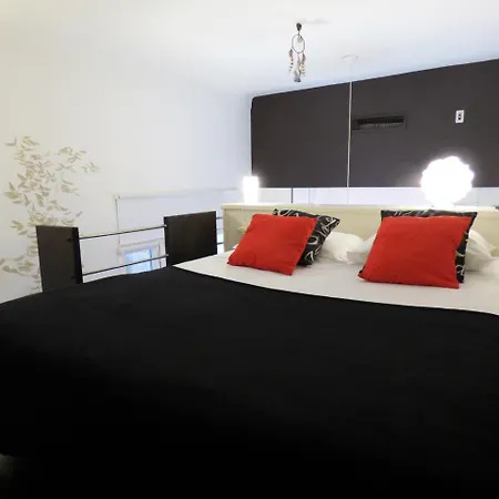 Alc - A521 - 4 Min Palais And Beaches Cannes